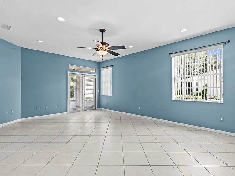 2663 Eagle Greens Dr — Photo 4