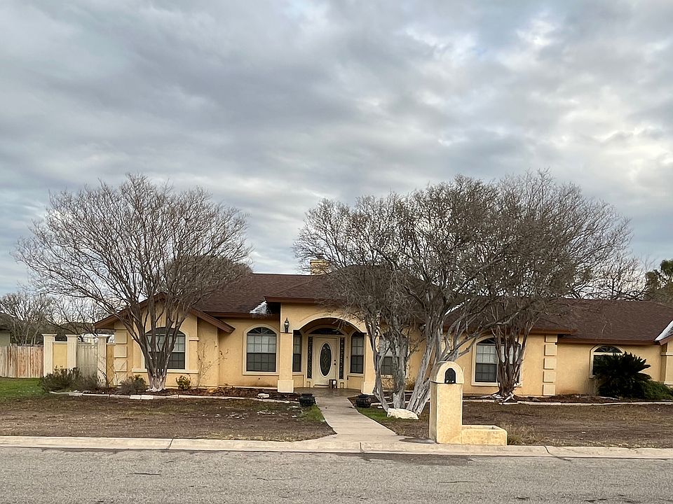 1st image of 307 Quail Creek Dr