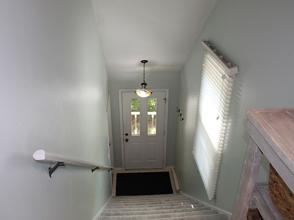 3rd image of 770 Regina Ct Unit 770