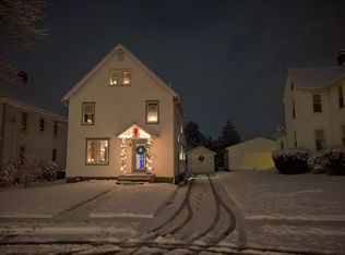 327 E Spring St, Zelienople, PA 16063