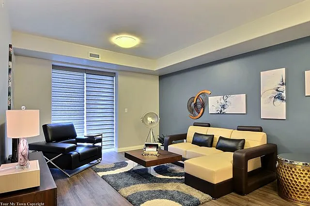 347 Hyland Dr — Photo 4