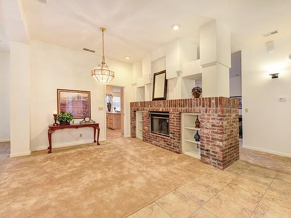 5th image of 9300 Quesnel Cir