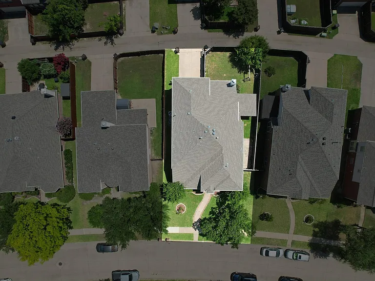 2328 Hunters Run Dr — Photo 22