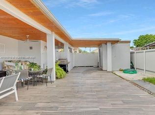 8961 SW 36th St, Miami, FL 33165