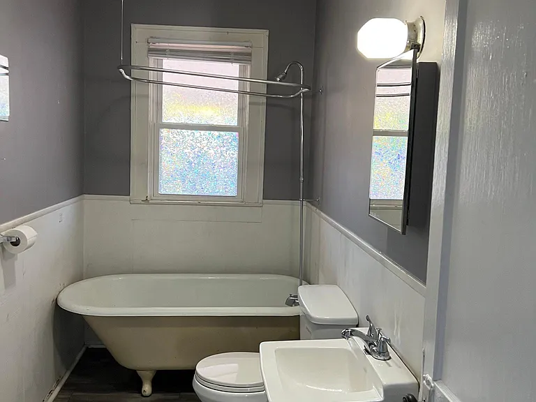 202 Linden Ln #3 — Photo 13