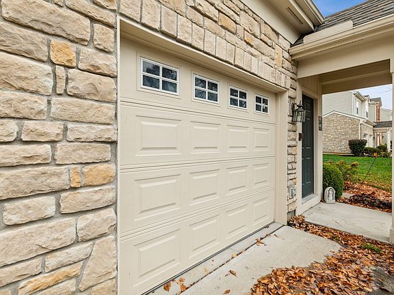 2nd image of 8627 Ellingsworth Way