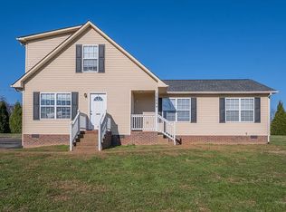 3009 Mackenzie Ln #B, Columbia, TN 38401