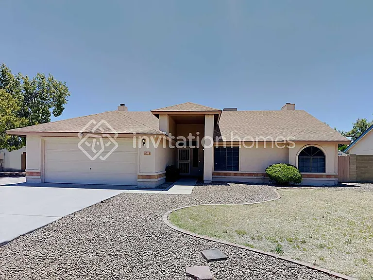 7543 W Cheryl Dr — Photo 1