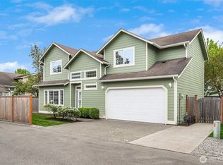 2107 NE 17th Ct, Renton, WA 98056