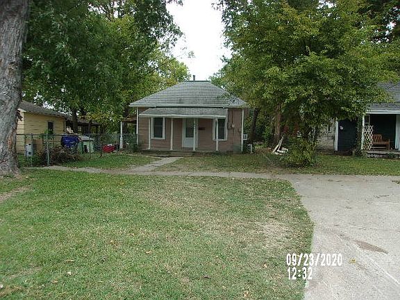 2nd image of 1825 N Jefferson St
