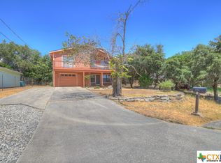 969 Stagecoach Dr, Canyon Lake, TX 78133