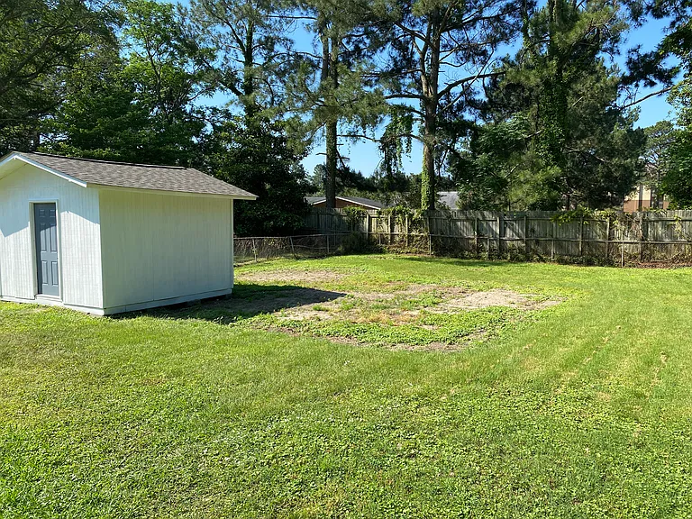 109 Caran Rd — Photo 33