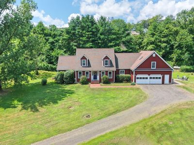 731 North Park Avenue, Redding, CT, 06896