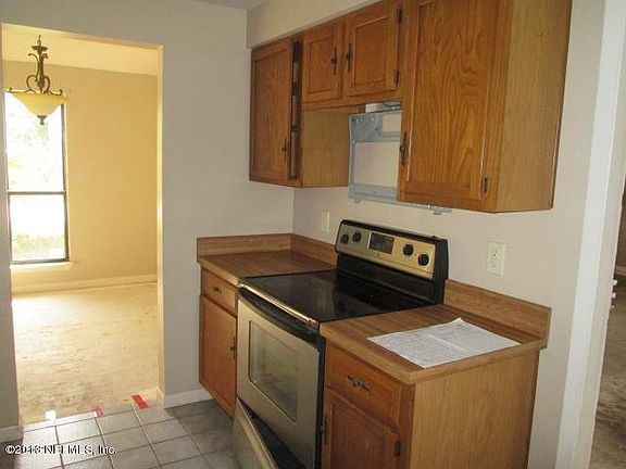 5th image of 3541 Docksider Dr N