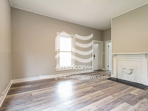 1905_005_wm_-_living_room_13396399.jpg