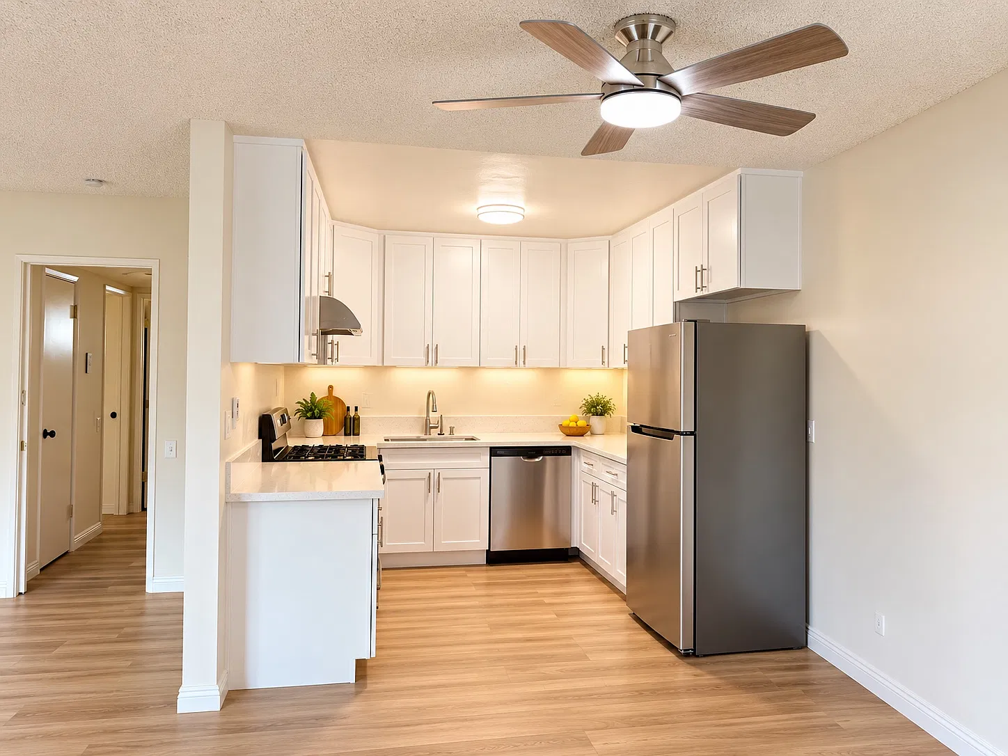 2 bed, 1000 sqft, $2,950 — Photo 1