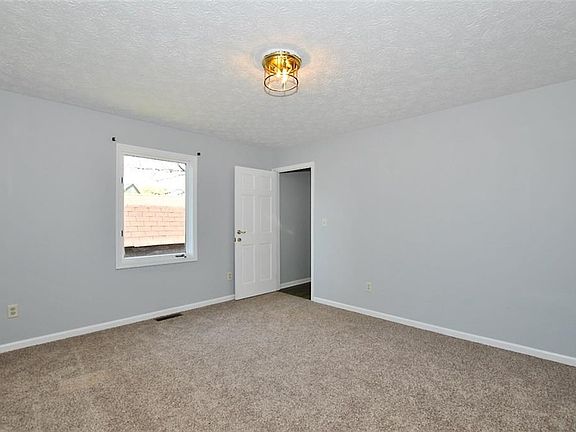 5th image of 4437 Tucson Dr