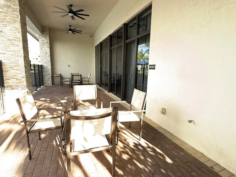 20784 NE 5th Ct #20784 — Photo 32