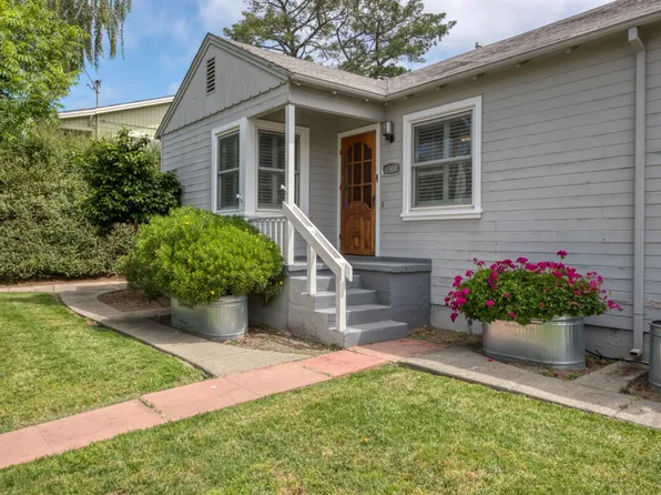 1504 Meek Avenue, Napa, CA 94559