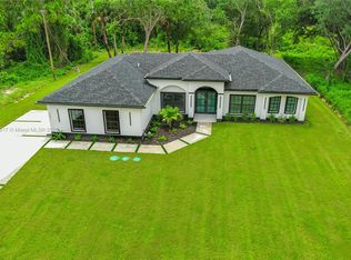 407 Washington Ave, Lehigh Acres, FL 33972