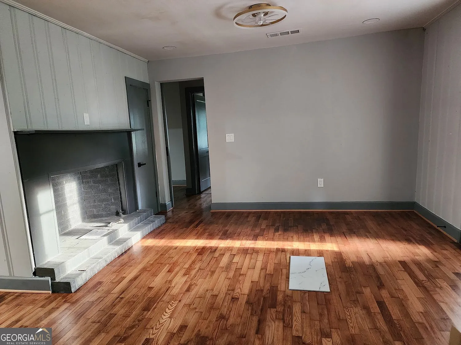 4 bed, 3.0 bath, 1700 sqft, $2,450 — Photo 2