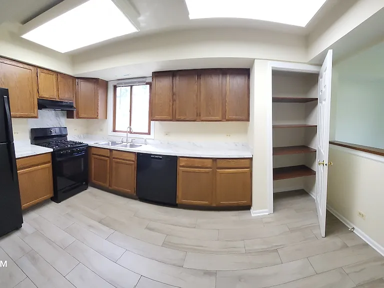 315 Creekside Dr #A — Photo 15