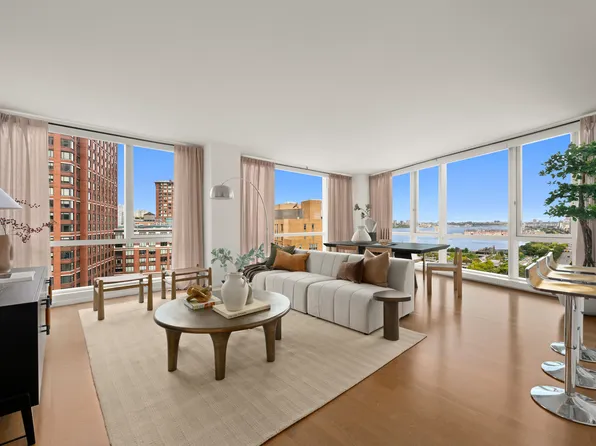 200 Chambers Street image 1 of 17