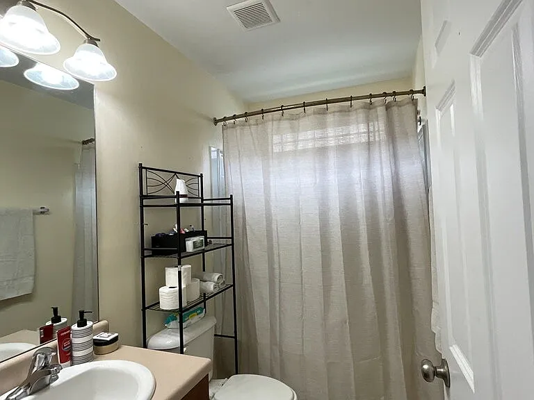 12 Summer Lake Way — Photo 4