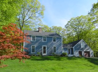 1 Cranberry Ln, Kennebunk, ME 04043