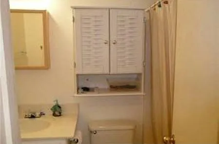 404 Hemlock Dr — Photo 5