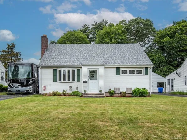 17 Newgate Street, West Hartford, CT 06110