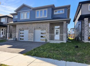 28 Dusenbury Dr, Loyalist, ON K0H 2H0