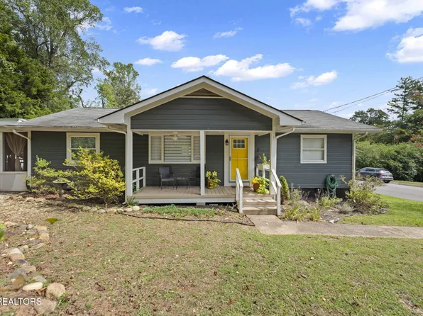 110 Malvern Rd, Oak Ridge, TN 37830