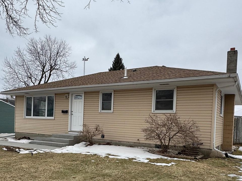 1st image of 1307 13th Ave NW