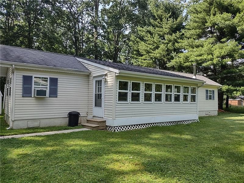 138 Goldenrod Ln, Ligonier, PA 15658 MLS 1618386 Zillow