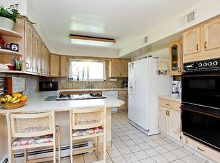 44 Dusk Dr, New Rochelle, NY 10804