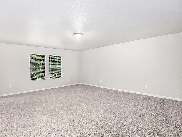 1048 Broken Ridge Dr — Photo 7
