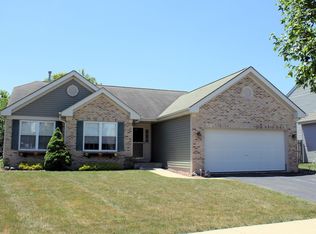 28621 Wagon Trail Rd, Lakemoor, IL 60051