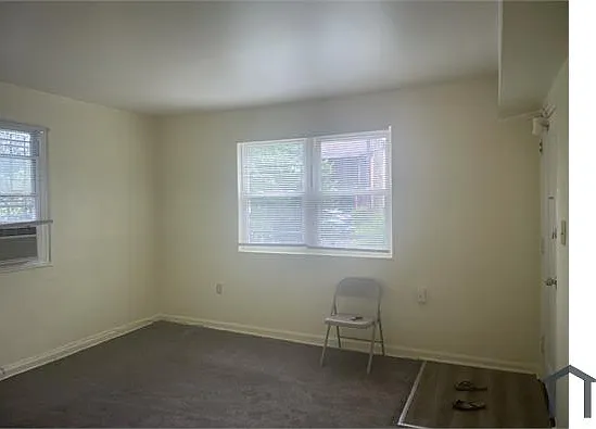 6006 Clay St NE — Photo 7