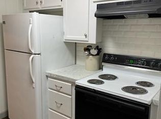 6122 Olde Eight Rd, Peninsula, OH 44264