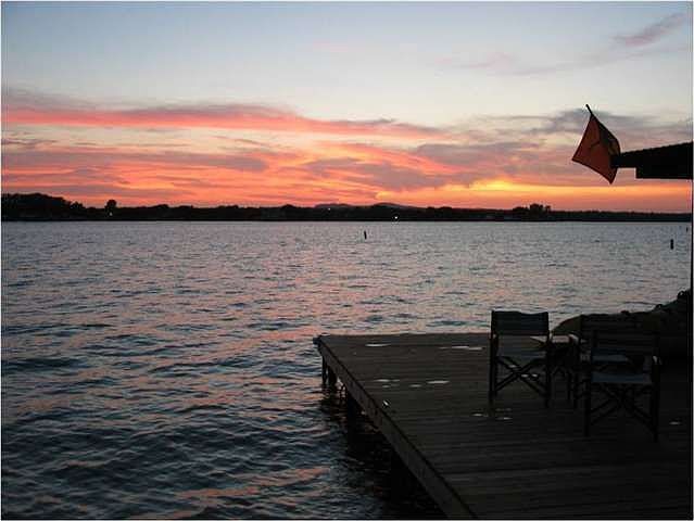 2nd image of 212 Blue Bird Cir