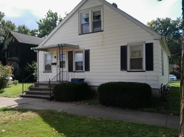 1004 Main St, Mendota, IL 61342