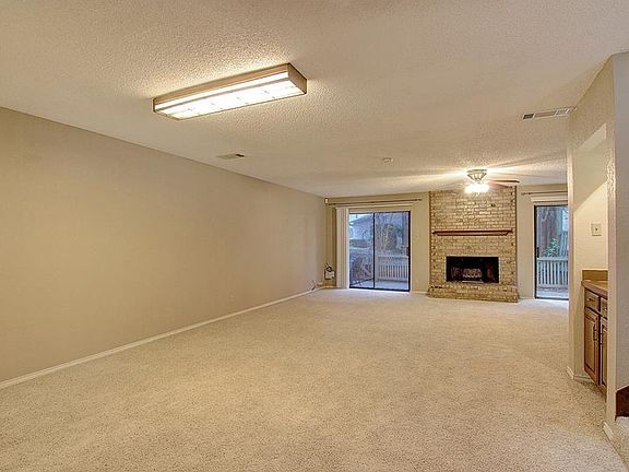 4th image of 2104 Mistymeadow Ct