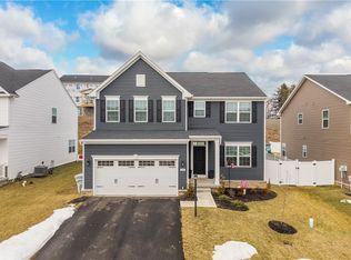 122 Westbury Dr, Venetia, PA