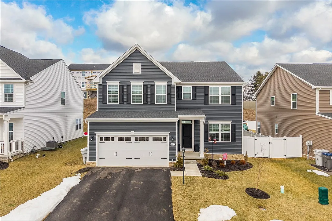 122 Westbury Dr photo 1