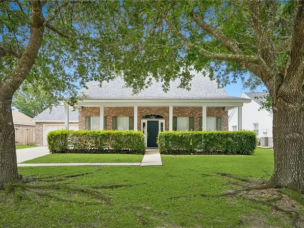 1011 Breckenridge Dr, Slidell, LA 70461