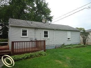 4th image of 5656 Culver St