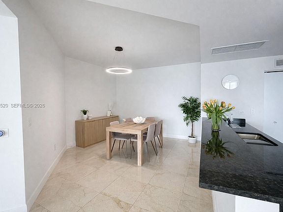 3rd image of 3131 NE 188th St APT 2606