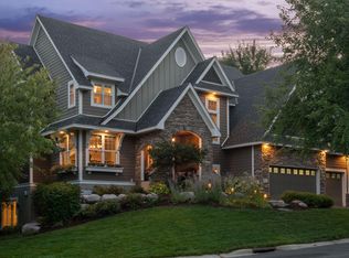 517 Big Woods Blvd, Chanhassen, MN 55317