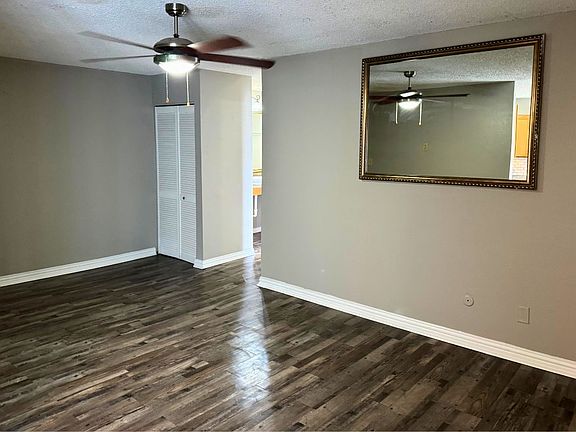 3rd image of 2612 SW Porkway #J-338